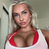 littlebeachblonde from onlyfans